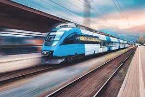 Robuste Hochleistungsstromversorgungen erfüllen strenge Bahnstandards Blog Post Image